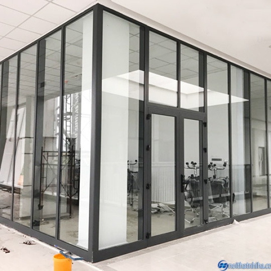 VÁCH KÍNH NHÔM CƯỜNG LỰC